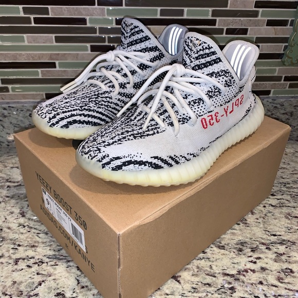 OG Adidas X Yeezy 350 V2 Zebra (drop 1) - Picture 1 of 6